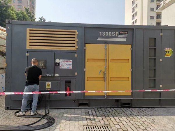 平阴延长空气滤清器使用寿命的注意事项